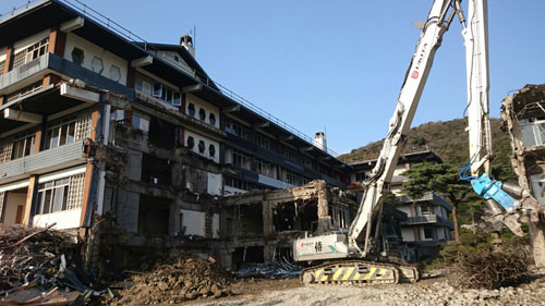 某ホテル・旅館解体工事